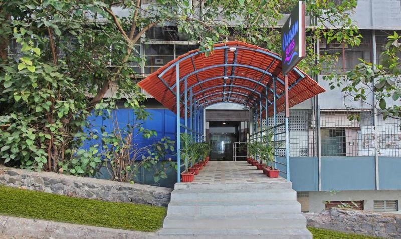 Ocean Suites Hotel Bombay Exterior foto
