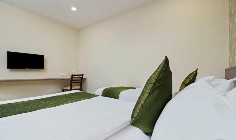 Ocean Suites Hotel Bombay Exterior foto