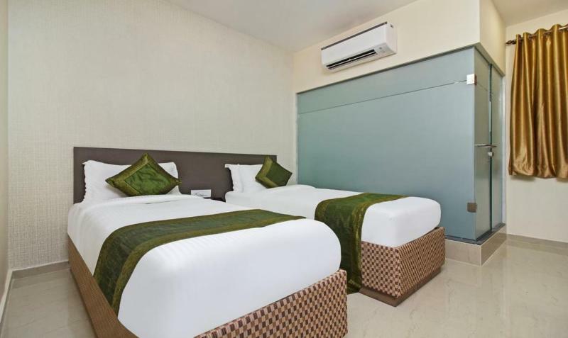 Ocean Suites Hotel Bombay Exterior foto