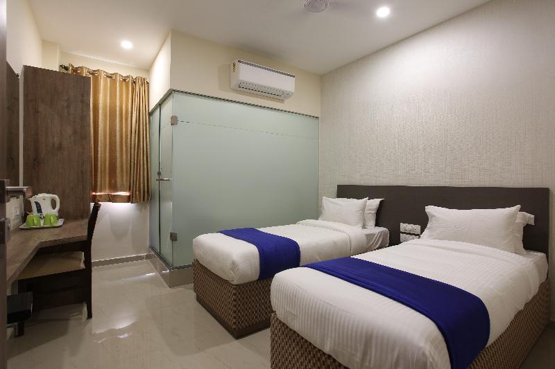 Ocean Suites Hotel Bombay Exterior foto